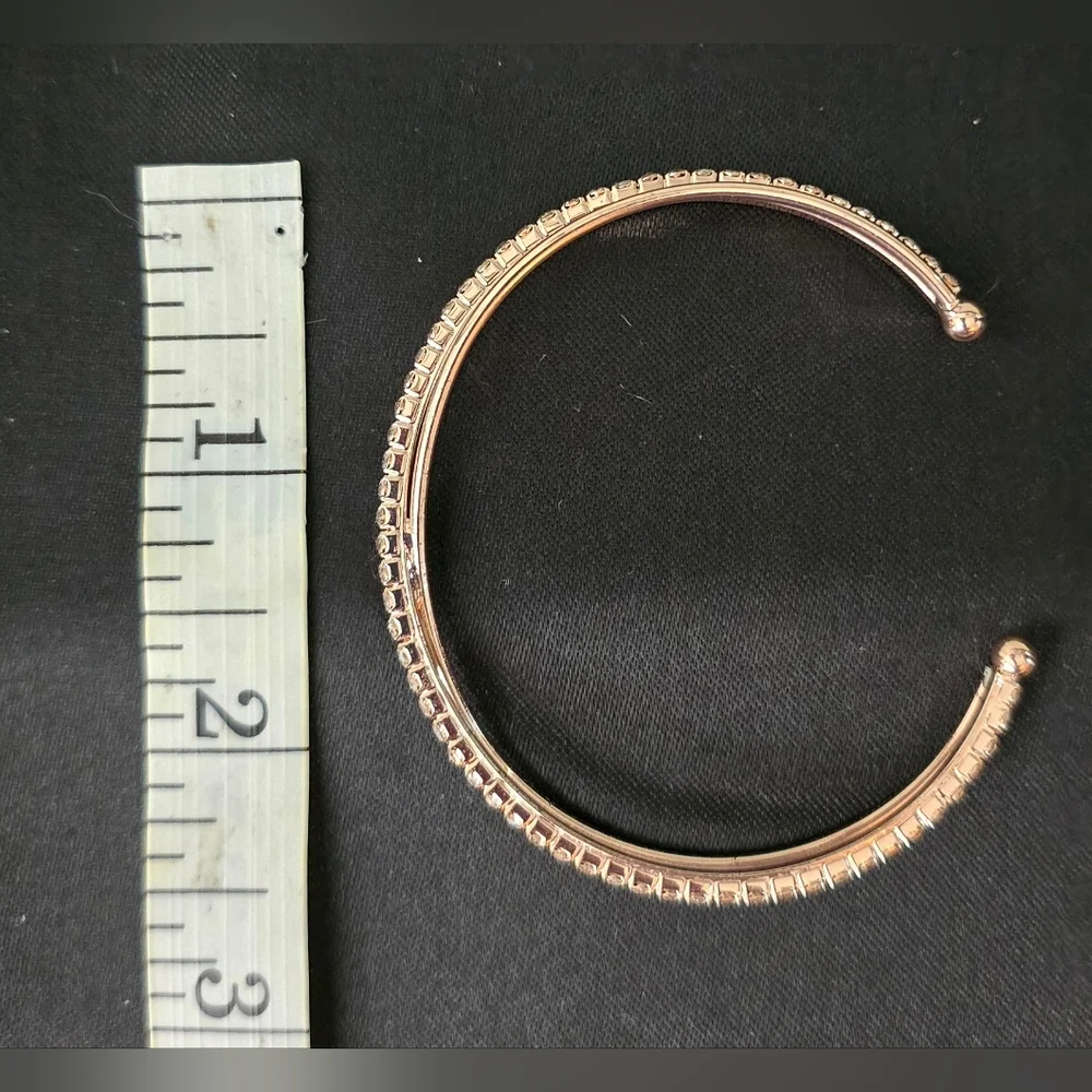 Elegant Rose Gold Tone X-Design Bracelet With Sparkling Stones NWOT‎